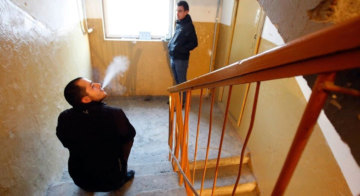 Κάπνισμα στο διάδρομο